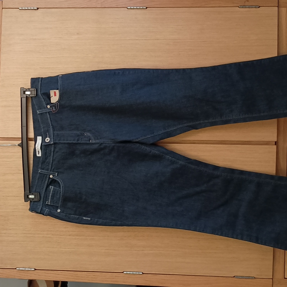 +SZ Levis SZ 16L Mid Rise Boot Cut Blue Jean